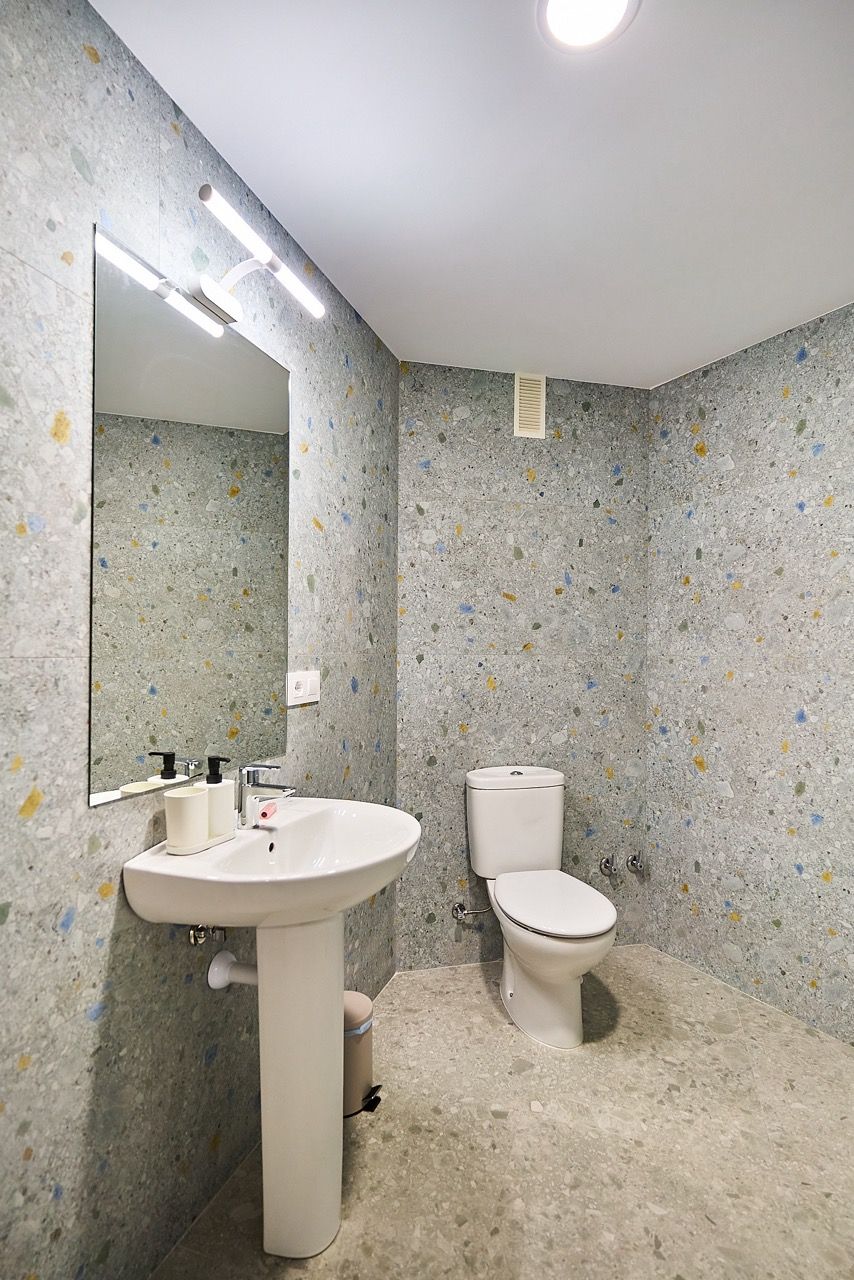 Image 0 from gallery 283
